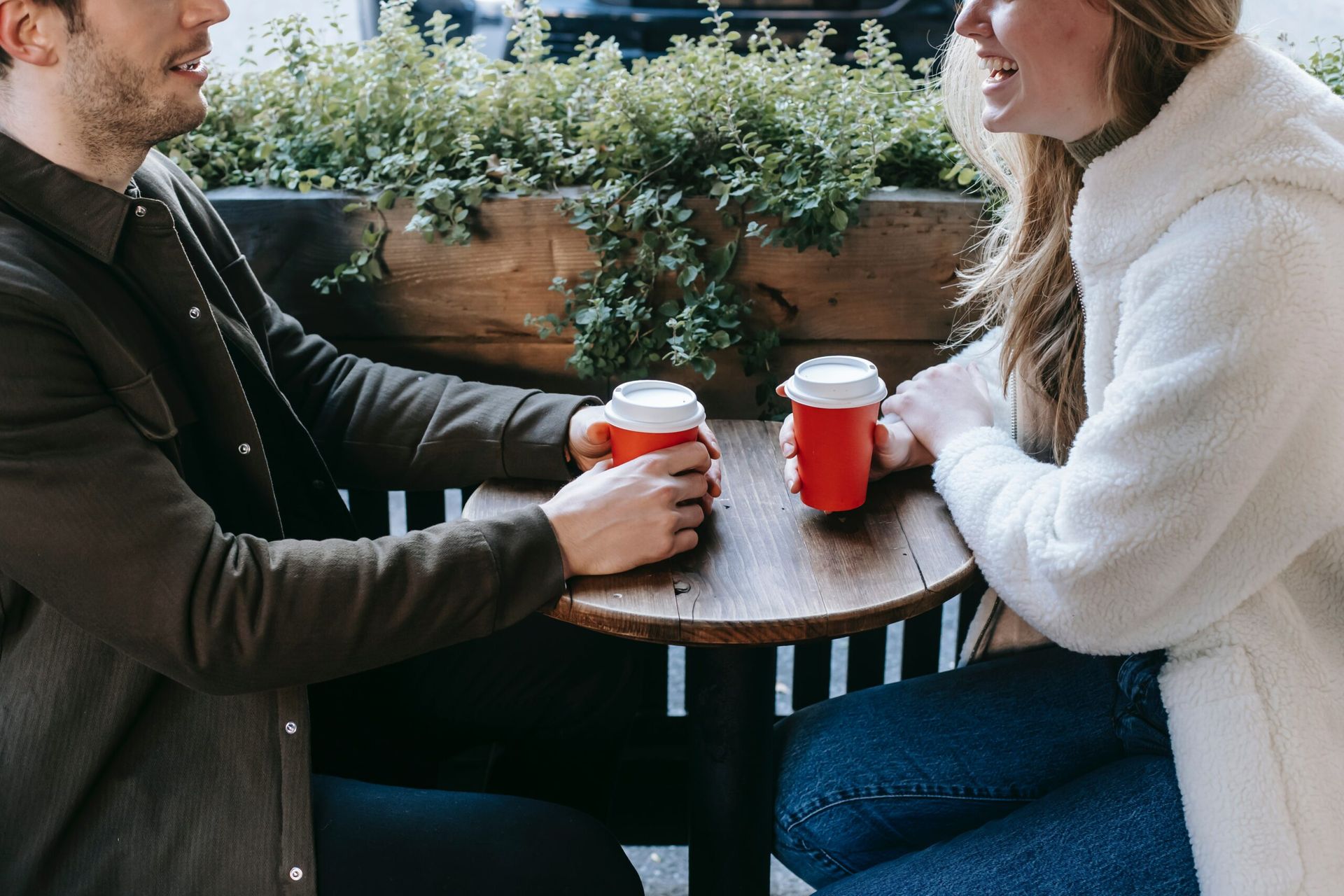30 First Date Tips for Women 2022-Expert View